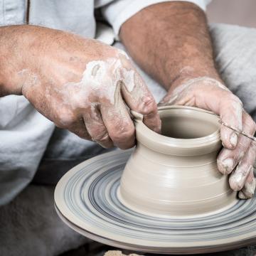 the art of pottery in Telese