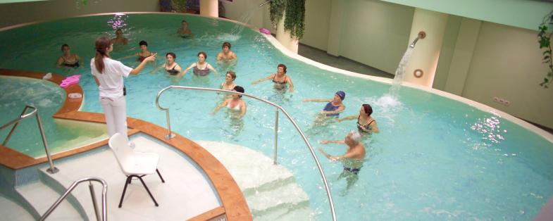 indoor pool of Petriano spa