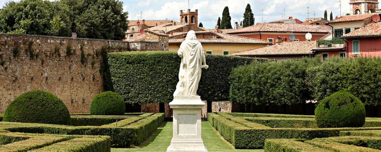 view of the Horti Leonini garden