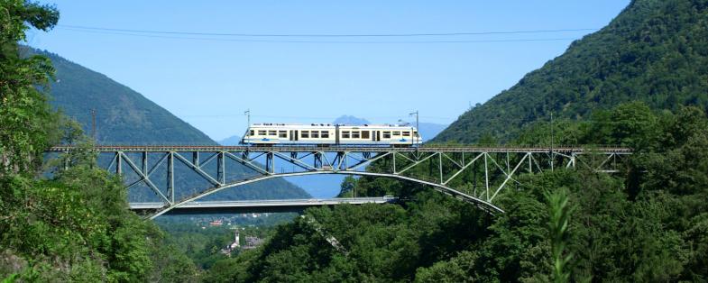 Ferrovia Vigezzina Centovalli in estate